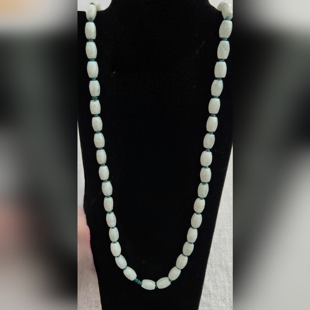 Green Glass Bead Neclace